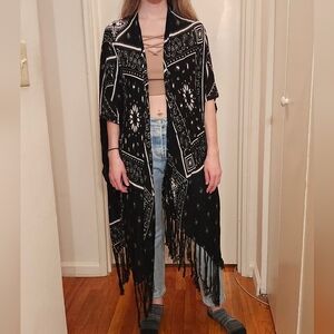 Elegant Black and White Patterned Women's Cover Up